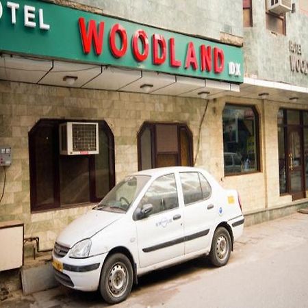 Hotel Woodland Deluxe New Delhi Bagian luar foto