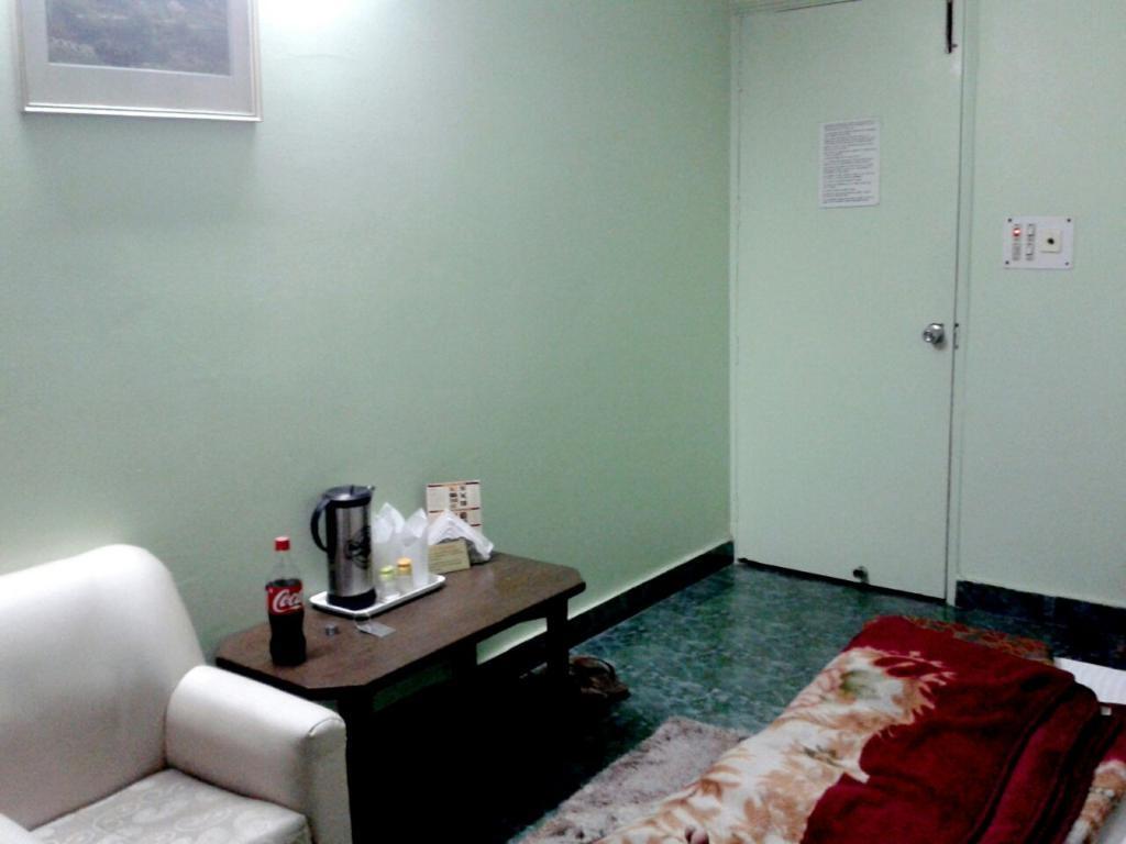 Hotel Woodland Deluxe New Delhi Ruang foto