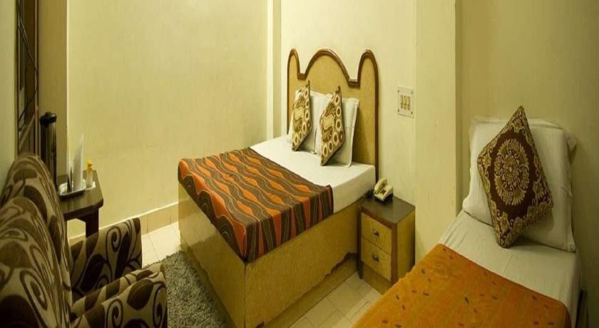 Hotel Woodland Deluxe New Delhi Bagian luar foto